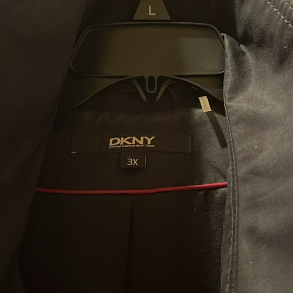 DKNY trench coat - Picture 2 of 7